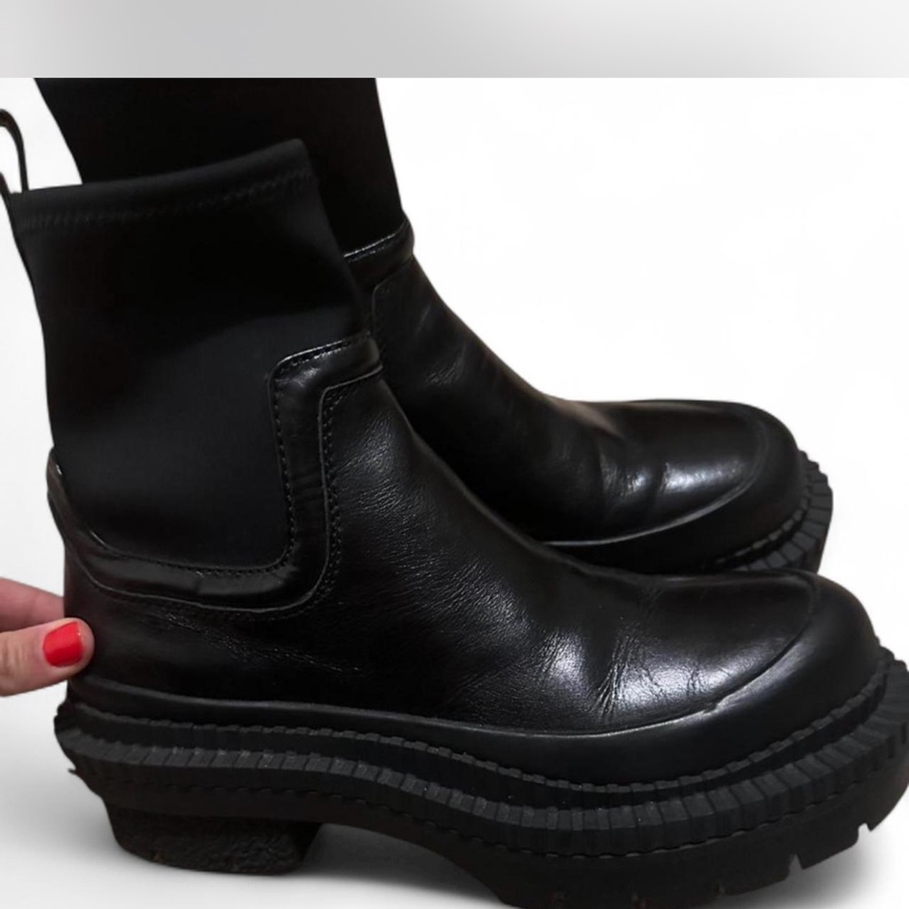 Brand new Zara platform Chelsea Boots